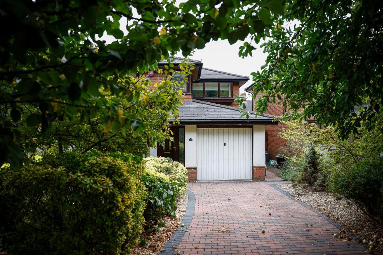 Stylish Family Home In Desirable Penylan + Parking คาร์ดิฟฟ์ ภายนอก รูปภาพ