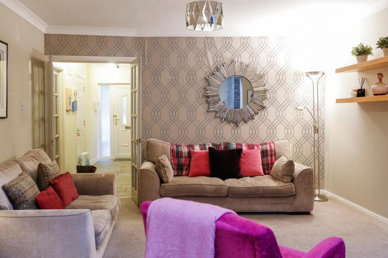 Stylish Family Home In Desirable Penylan + Parking คาร์ดิฟฟ์ ภายนอก รูปภาพ